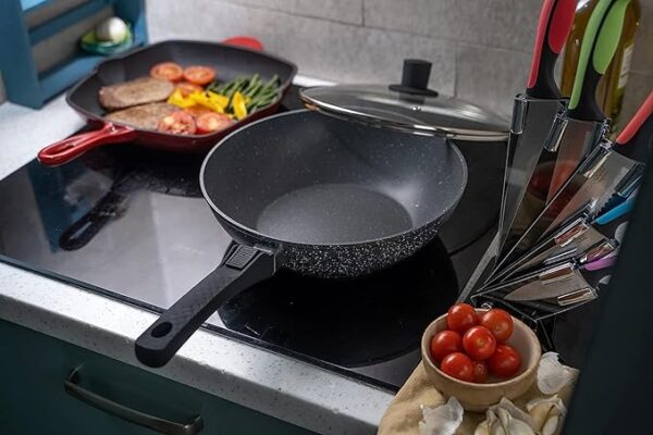 AMAZON UK - Nuovva Non-Stick Wok Pan with Glass Lid - Image 3